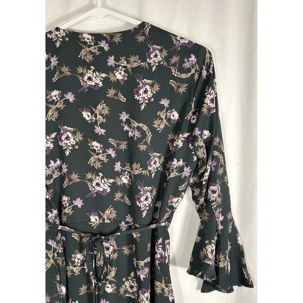 Gilli floral wrap